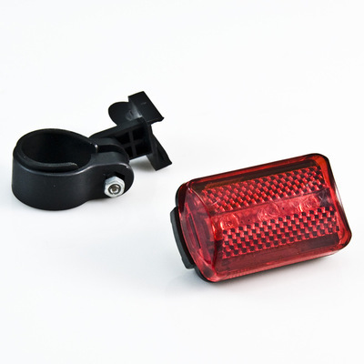 自行車尾燈選購指南 價格、廠家與圖片全解析，兼談尾燈、倒車燈與騎行內衣的實用關聯